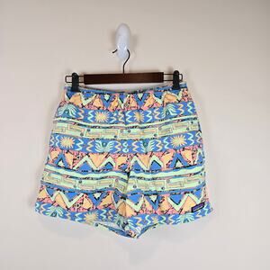 Patagonia Baggies Shorts Mens Size S 5" Inseam High Hopes Geo Salamander Green